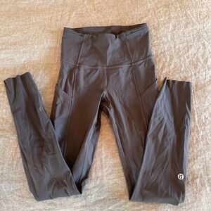 Lulelemon leggings size 0 Gray